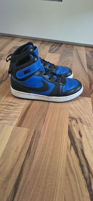 Adidasi nike  court borough mid 2 ,nr 32