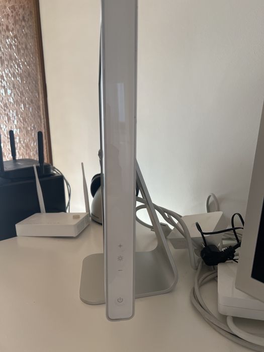 Monitor apple cinema display