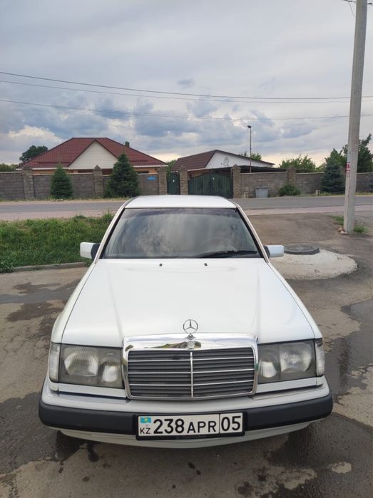 Продам машину мерс