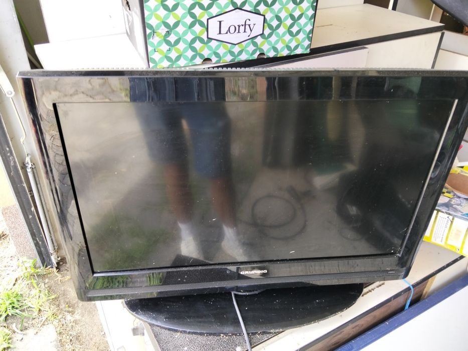 Tv Grundig 26 inch, lipsa telecomanda