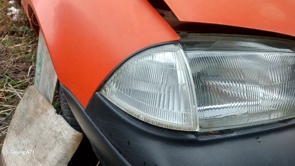 Десен стоп Suzuki Swift (1989-1996г.) 220-32232r / 22032232r
20,45 €