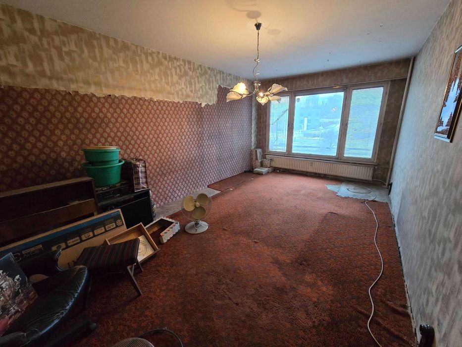 Тристаен апартамент в София