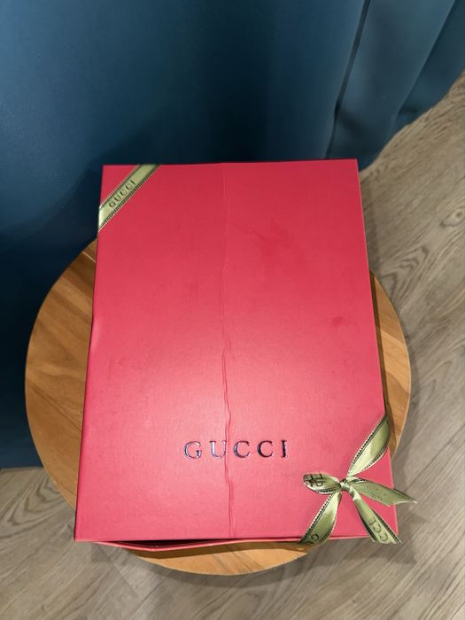 Чанта Gucci с кутия