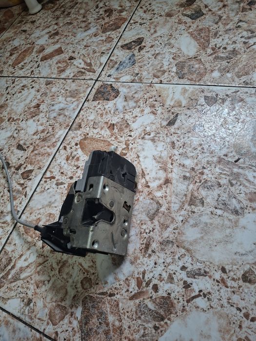 Inchidere passat b 6