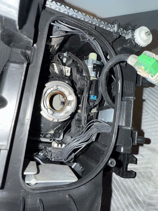 Far  stanga audi A6 c7 nonfacelift , bixenon adaptiv