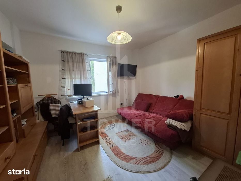 Apartament 4 camere -etaj 1, zona V. Aron