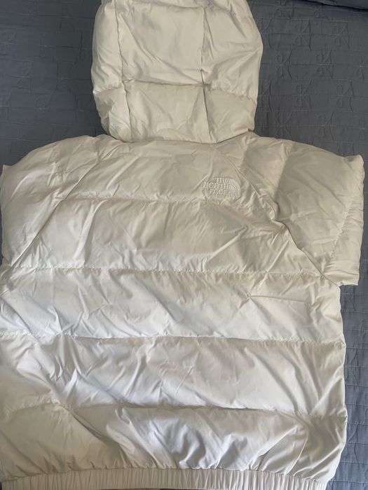 Куртка-пуховик с капюшеном