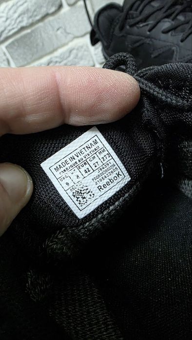 Оригинальные кроссы Reebok