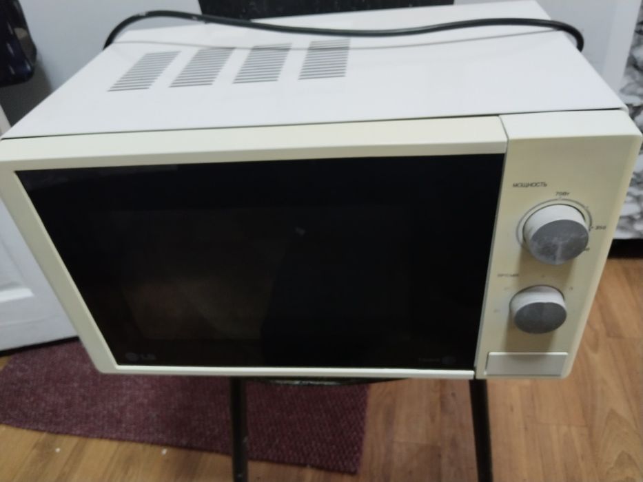 Продам микроволновоку в рабочем состоянии