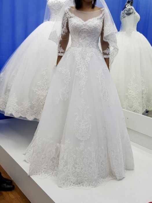 Свадебное платье