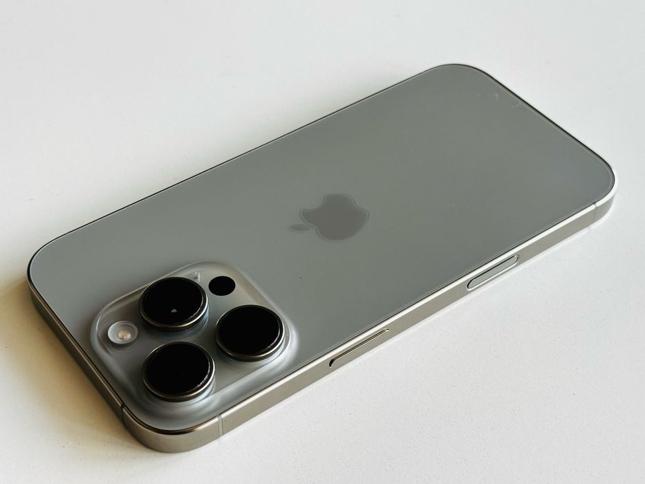 Iphone 16 Pro 128GB Natural Titanium Гаранция 6 месеца