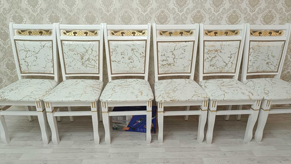 Продам стулья 12 штук