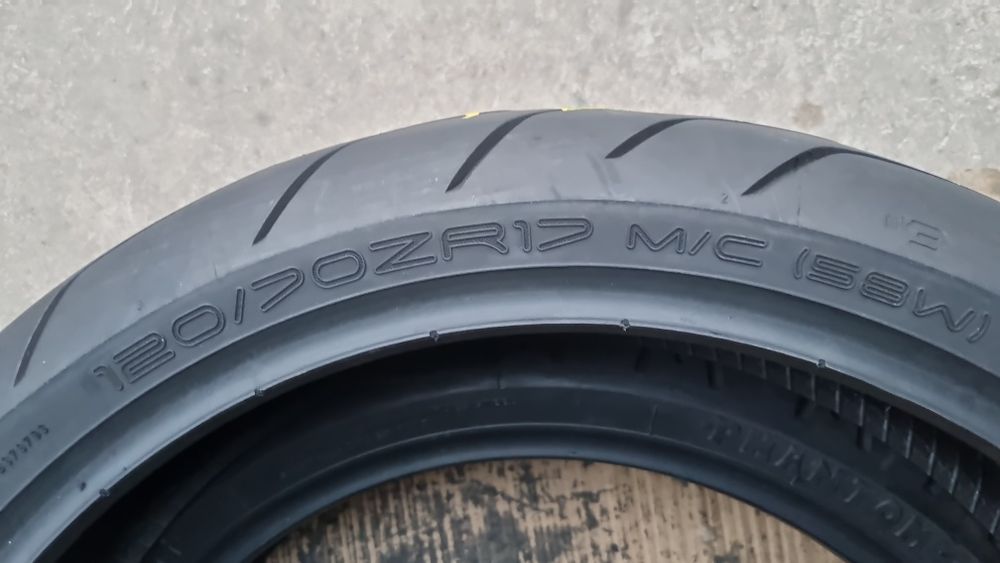 Anvelopa Moto Dunlop 120/70 ZR17  DOT1121