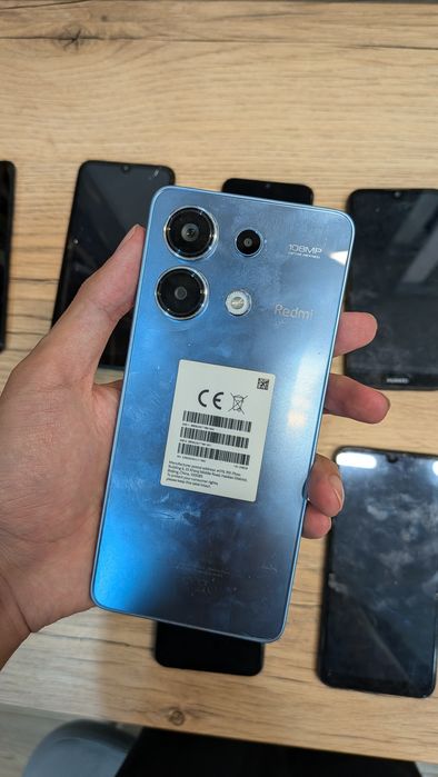 Продам телефоны на ремонт, запчасти