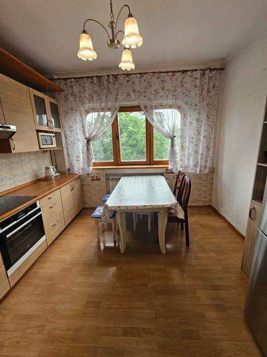 Продам 2-х ком. Жарокова Бабаева