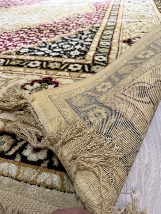 Продам ковер/ кілем размер 3/4м.кв