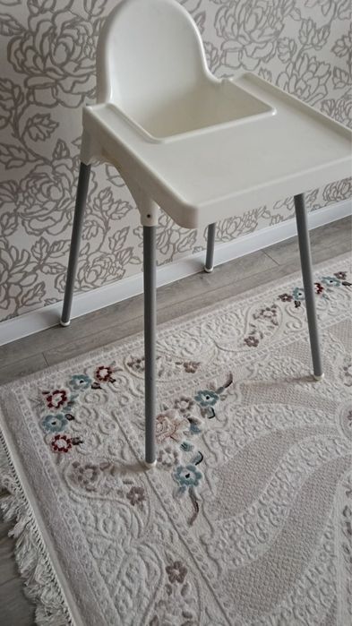 Продам детский стол стул