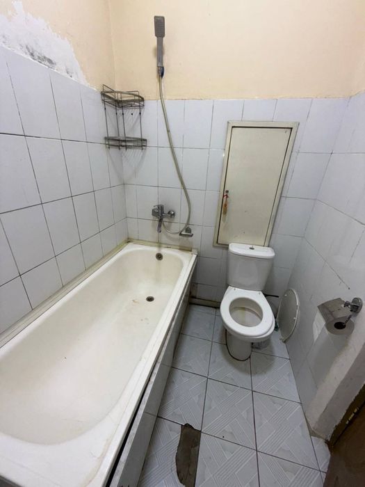 2 bekat yonida 2 hona 300$ ga kvartera topshrladi