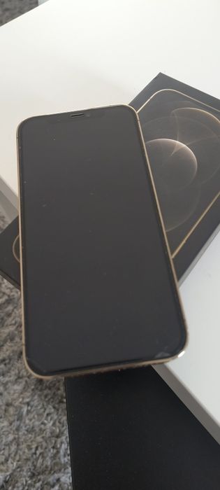 Vând iPhone 12 pro gold