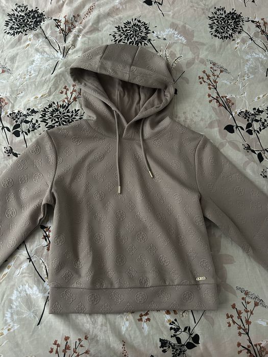 Суичър GUESS нов