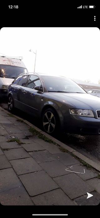 AUDI A4 2004 — imagine 2