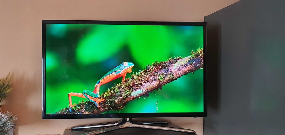 Tv smart Samsung 82 cm