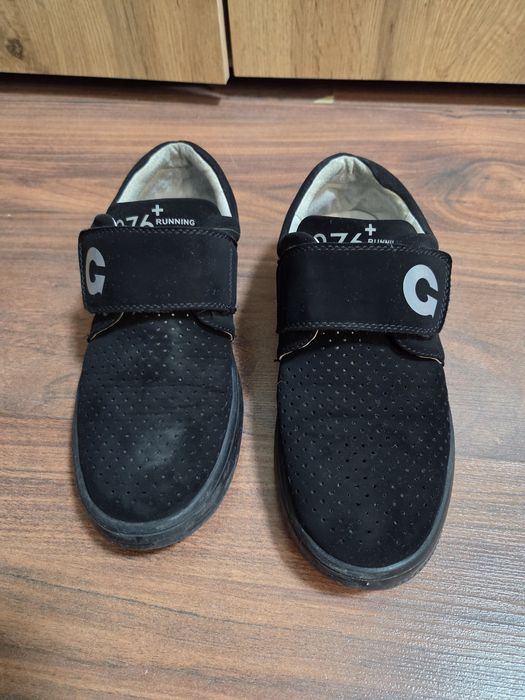 Продам ботинки 38 размер