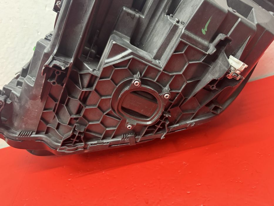 Far bmw seria 8 G14 G15 G16 Laser 2019-2023 dreapta