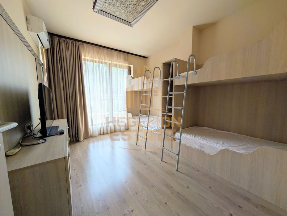Продава се Четиристаен апартамент в к.к. Златни пясъци - 146 кв.м за 2391 €/кв.м - Снимка #7