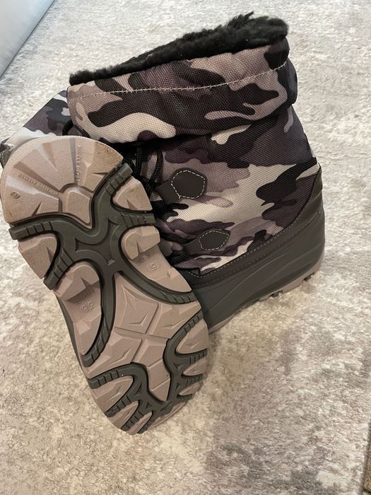 Vând cizme zăpadă