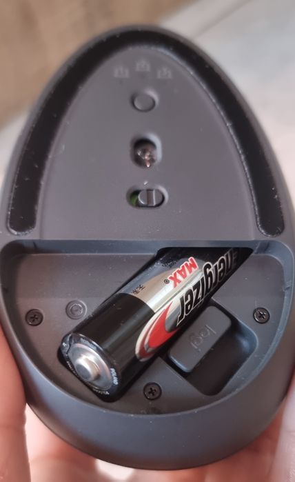 Безжична мишка Logitech