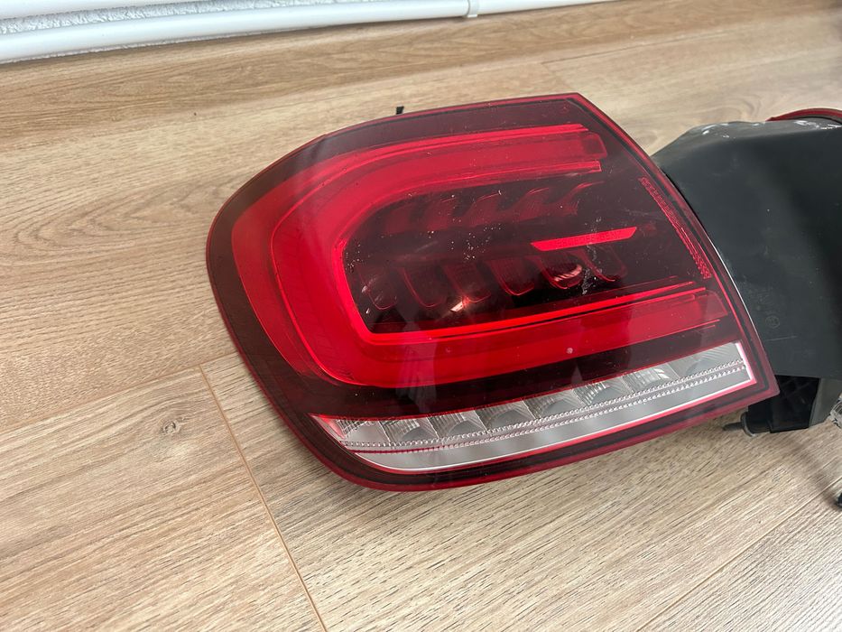 W177 Хечбек ляв стоп