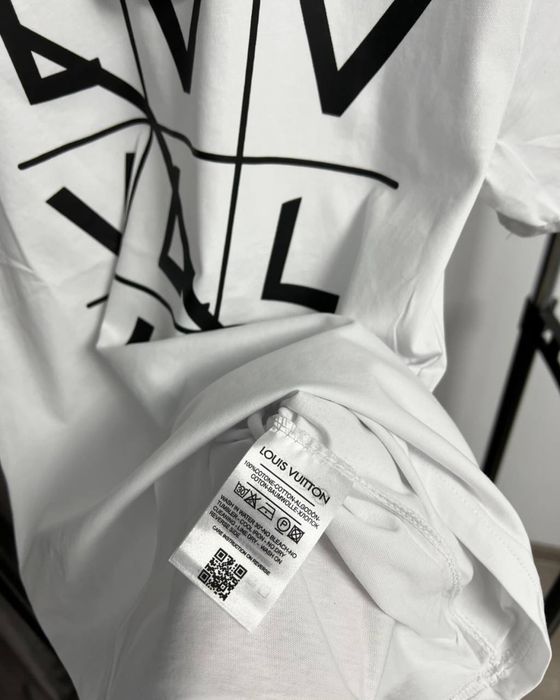 Tricou LOUIS VUITTON super calitate