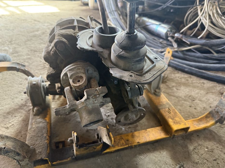 Передний редуктор (мост), раздатка