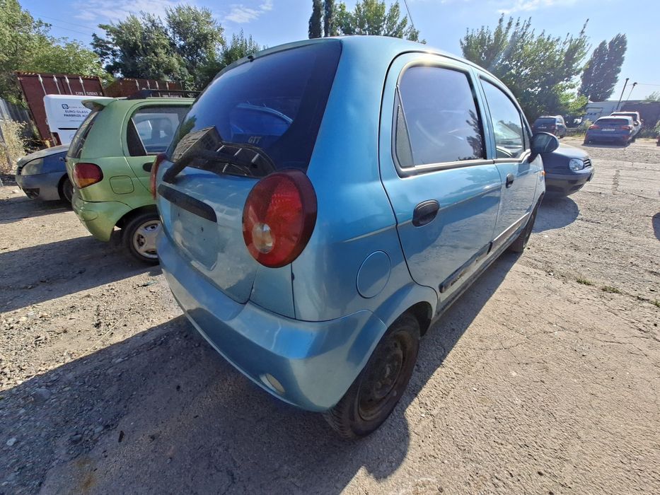 Dezmembrez Chevrolet Spark 0.8 benzina 2008  A08S3