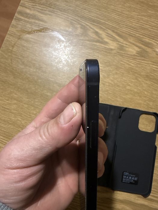 Iphone 12 64gb черен батерия 85%