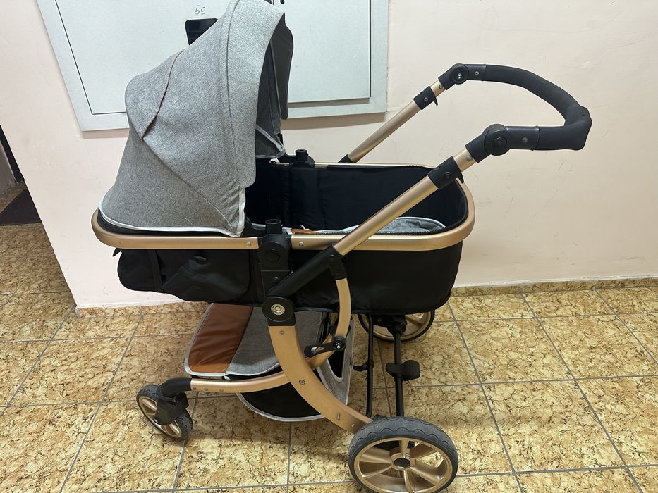 Коляска фирмы Ameli