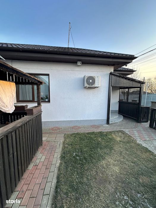 De vanzare casa la 5 minute de Roman, teren 612 mp, 93.000euro