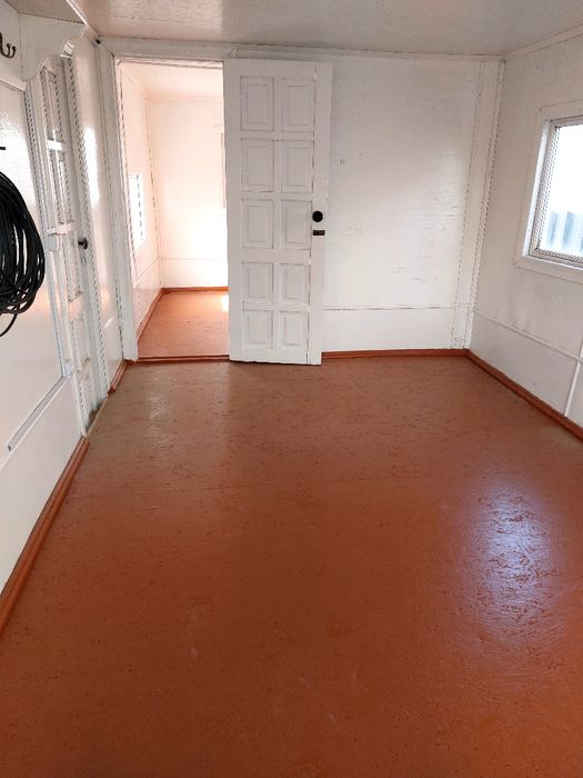 Вагончик  жилой  утепленный