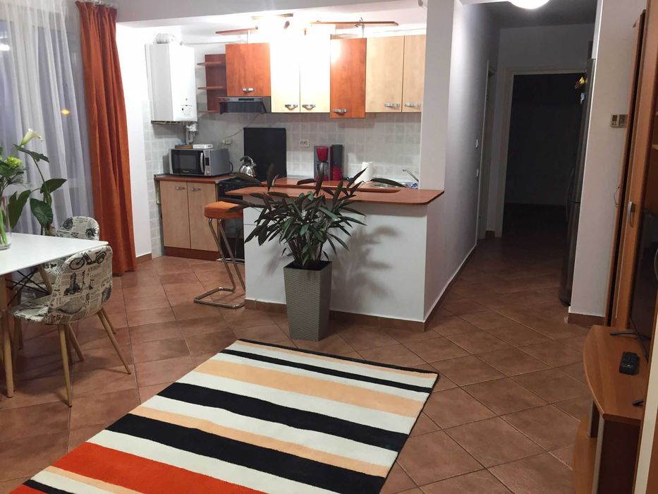 Apartament de închiriat – 2 camere