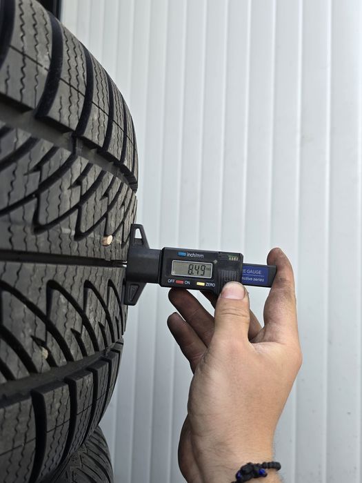 4 Броя 285/45/20 Goodyear 2x8,5mm 2x7,6mm