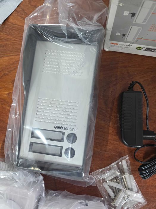 2 x SCS Sentinel, PAF0007, Interfon audio cu fir cu 2 receptoare de interior