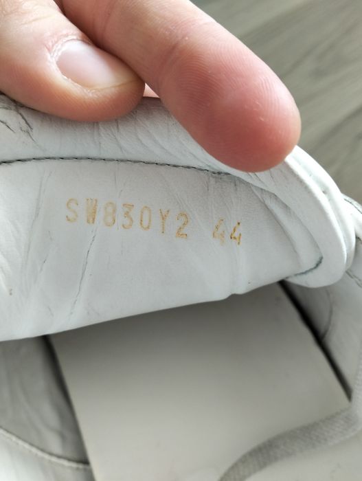 Sneakers  piele alb-negru Valentino Garavani, mărimea 44