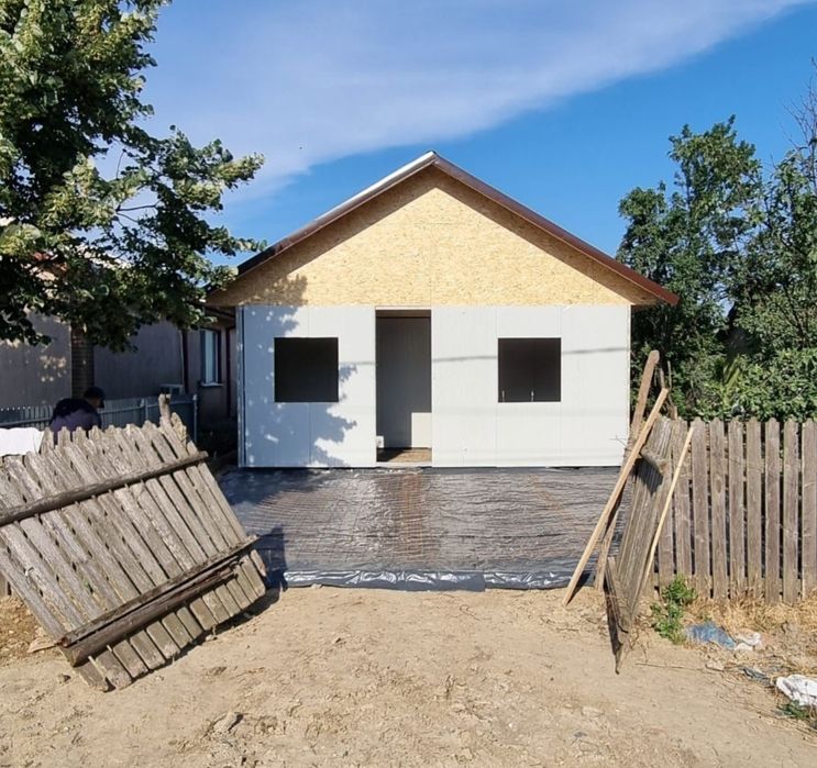 Vand casute modulare la cel mai bun pret