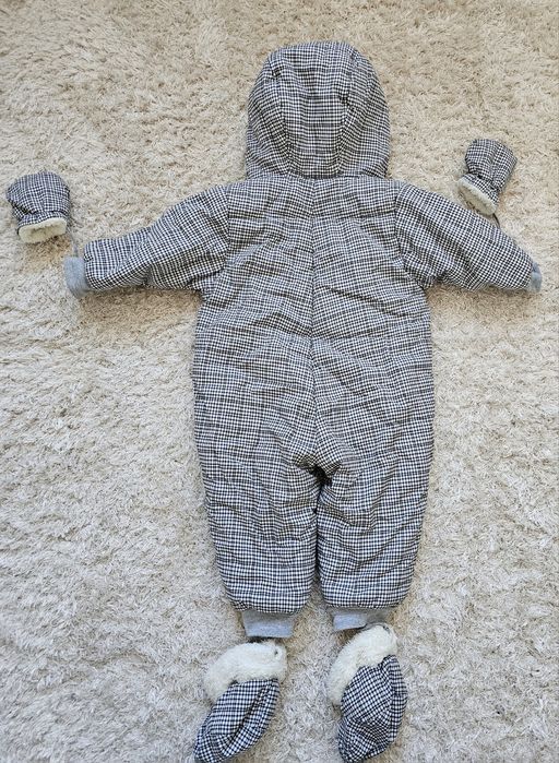 Зимен ватиран космонавт за бебе