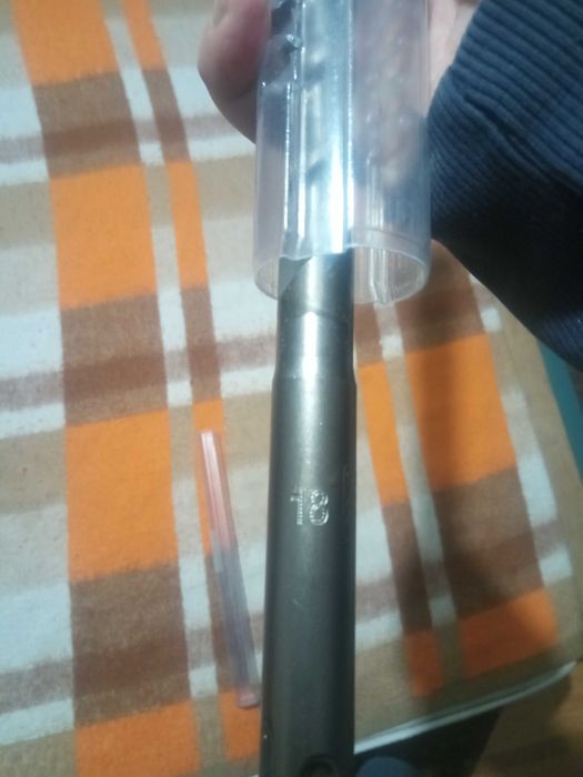 Карбидно свредло 18мм. Пробива стомана