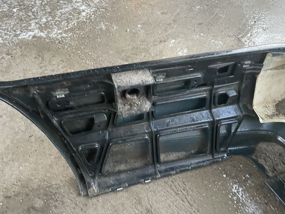 Бампер е34 М оригинал