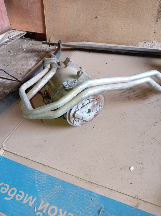 продам запчасти на ауди с4