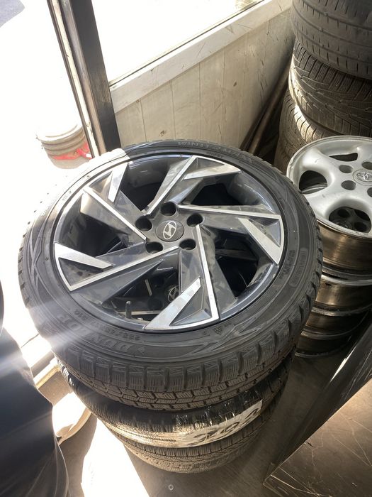 Продам Диски с резиной 225/45/17