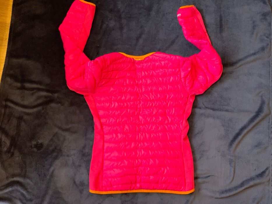 Peak Performens-Оригинално пухено яке 40 м